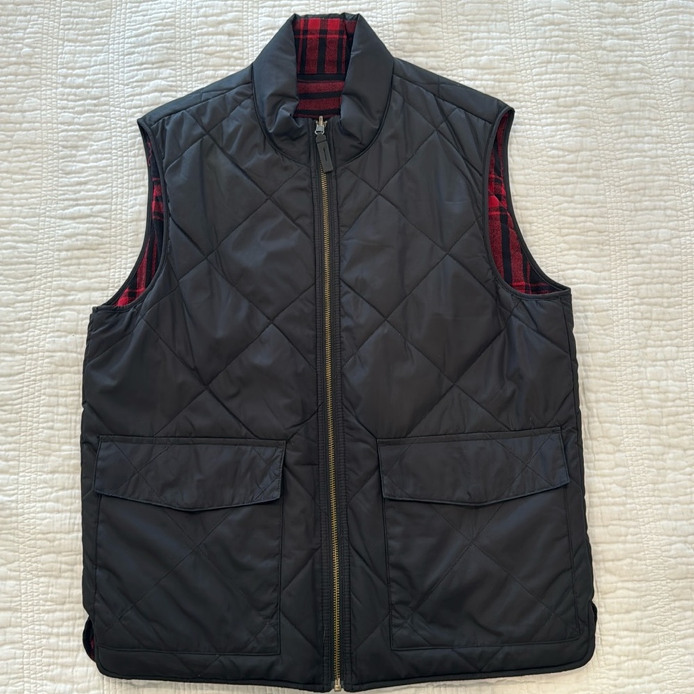 J. Crew Factory Reversible Black Vest, Buffalo Plaid & Black, Men’s Medium